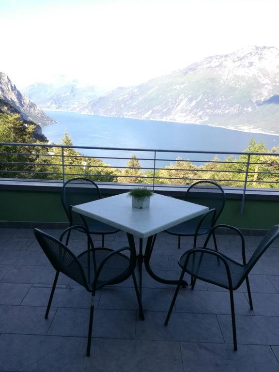 Un Balcone Sul Garda Apartment Tremosine Ngoại thất bức ảnh